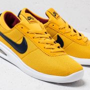 Nike sb bruin vapor top