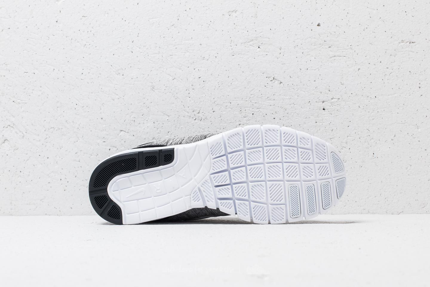 Miesten kengät Nike Stefan Janoski Max Black/ White