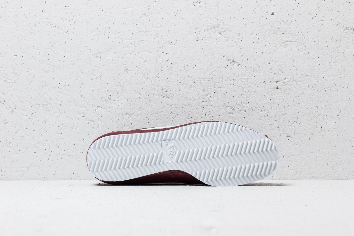 Women's shoes Nike Wmns Classic Cortez Nylon Red Sepia/ White