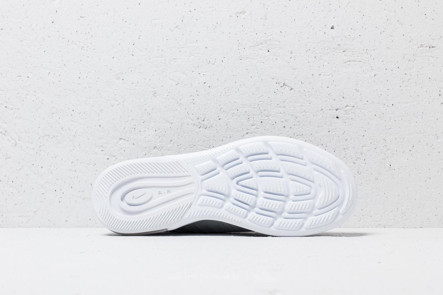 Női cipők Nike Air Max Axis (GS) Black/ Volt-Wolf Grey