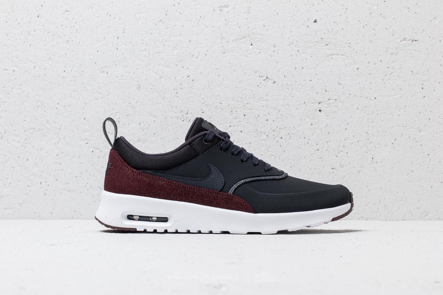 Nike air max thea oil grey hot sale