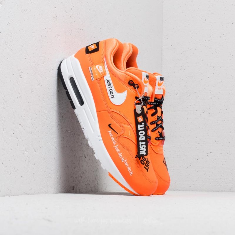 Nike Air Max 1 LX WMNS 