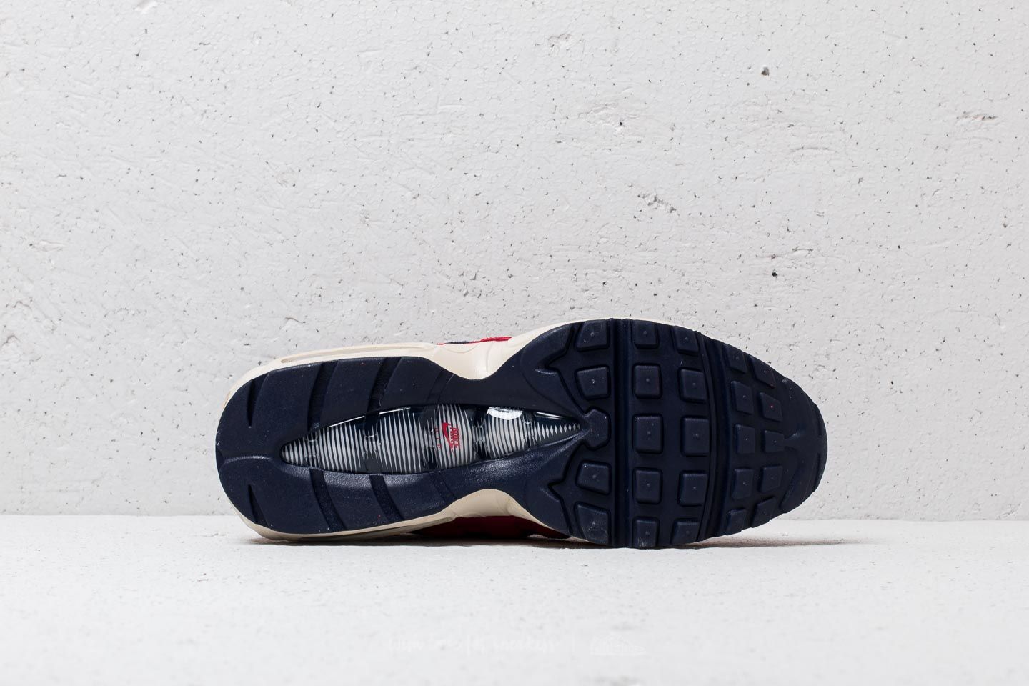 Nike air max 95 premium trainer red crush / provence purple top