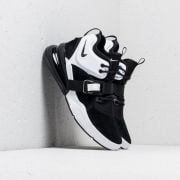 Air force 270 discount shoes black and white