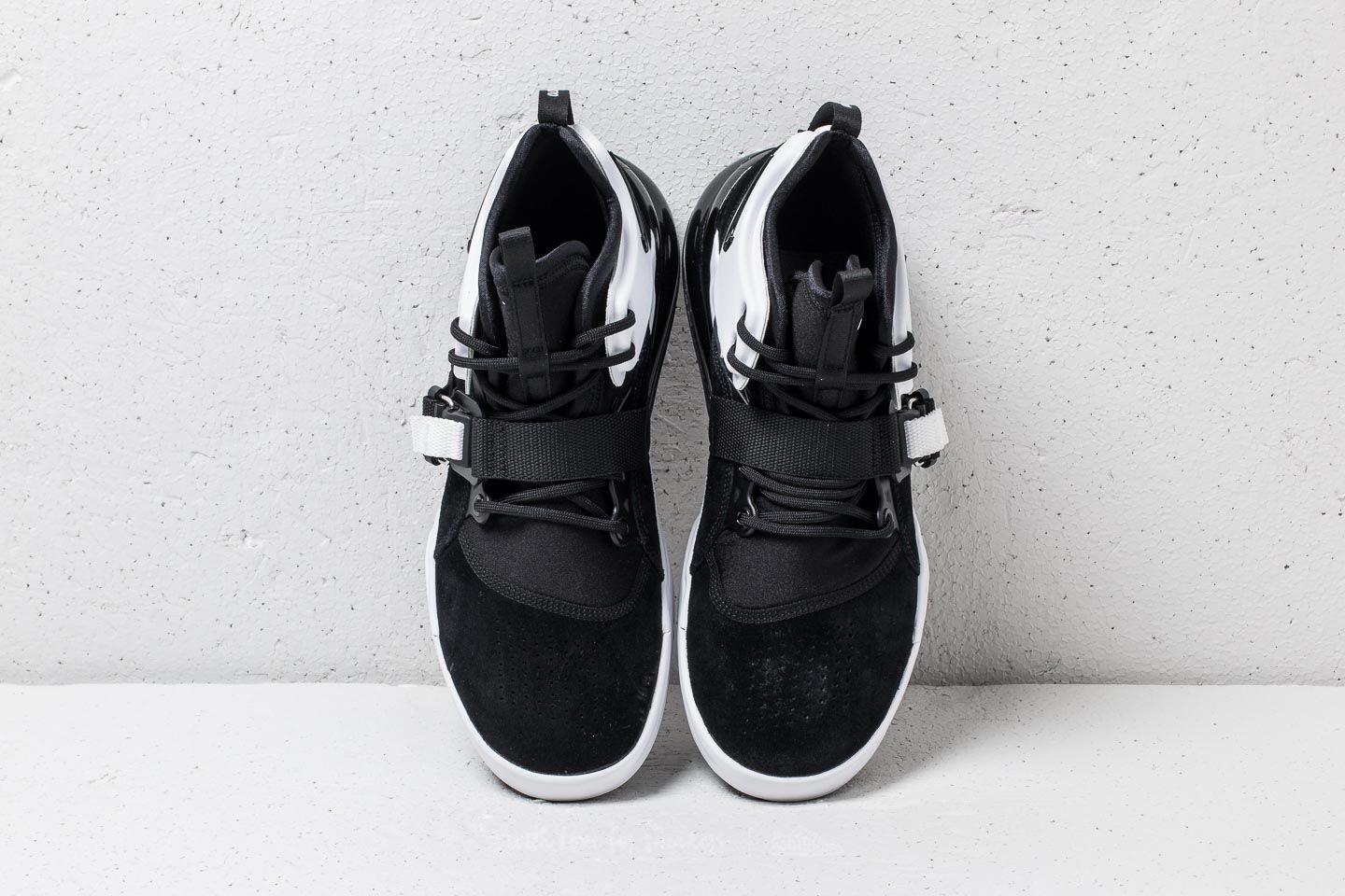 Air force 270 high black and white clearance