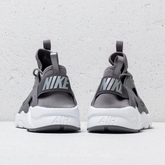 Nike air huarache 2025 run ultra gs gunsmoke