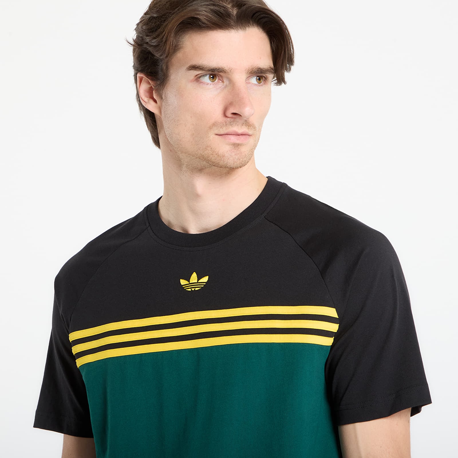 T-skjorter for menn adidas Chest Stripes T-Shirt Collegiate Green