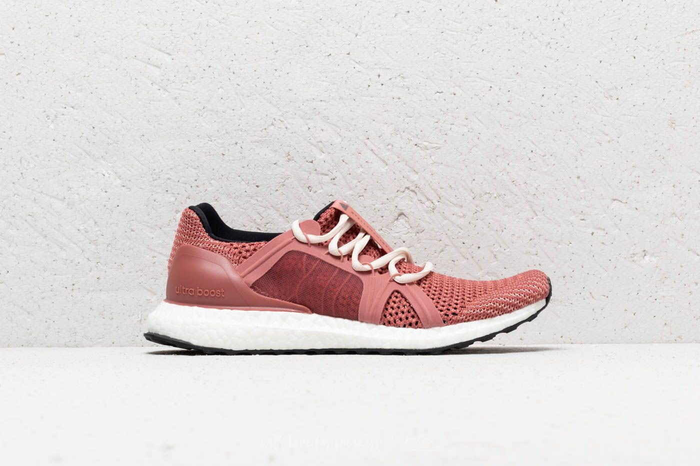 Stella mccartney ultra boost pink top