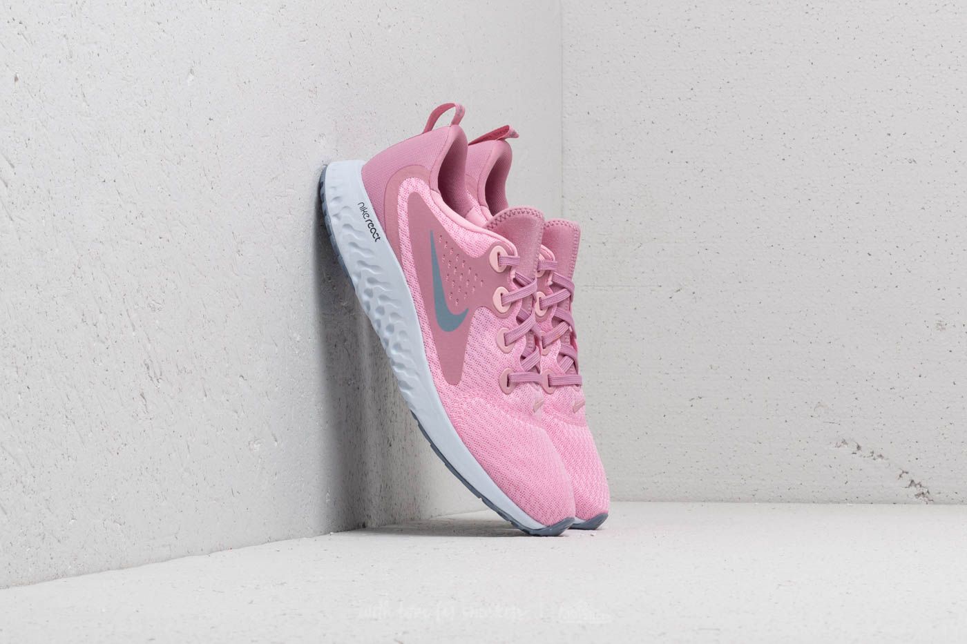 Dámske topánky a tenisky Nike Legend React (GS) Pink/ Ashen Slate