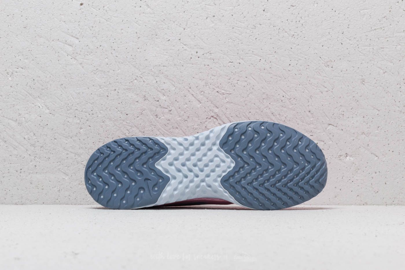 Sieviešu apavi Nike Legend React (GS) Pink/ Ashen Slate
