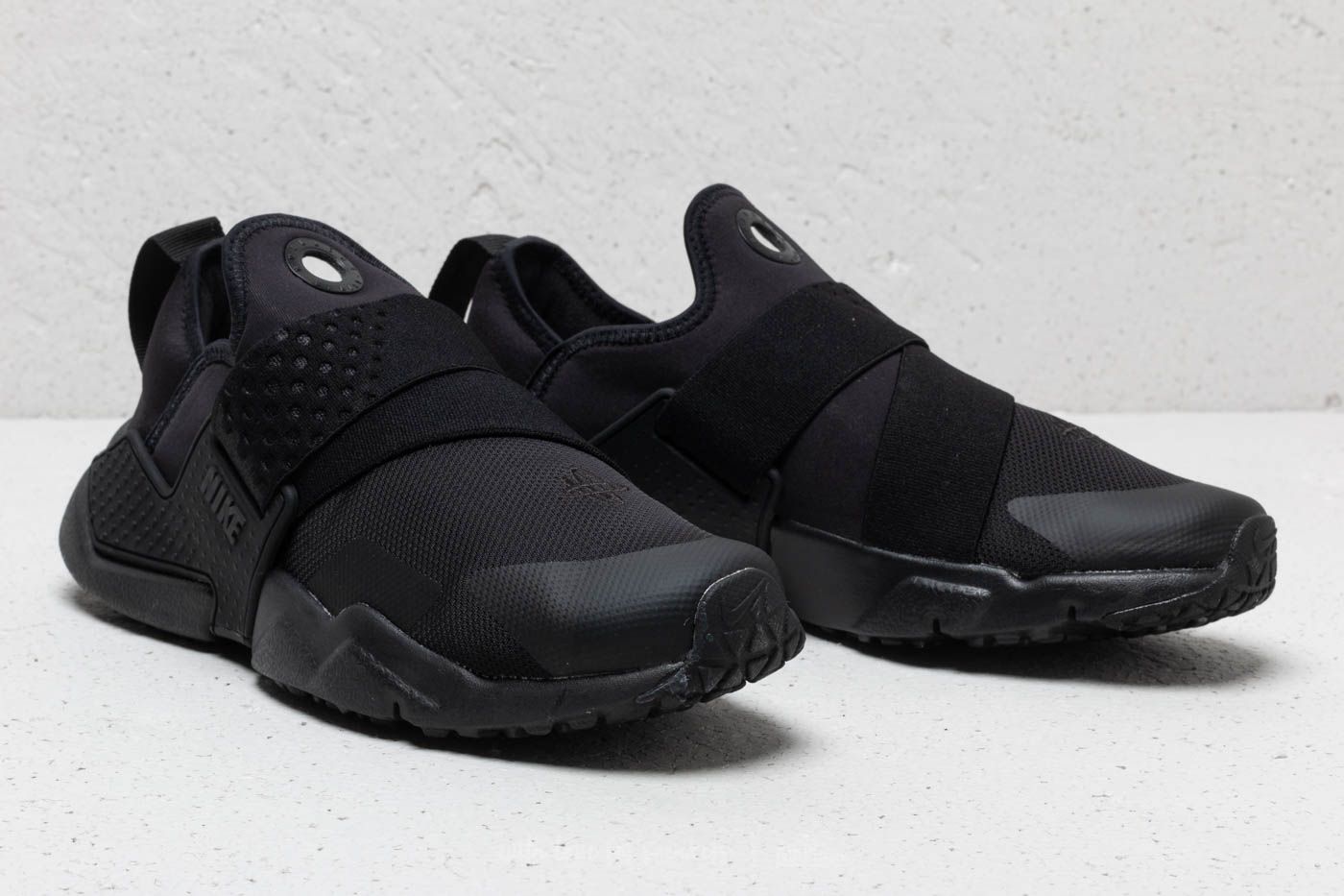 Black discount huarache extreme