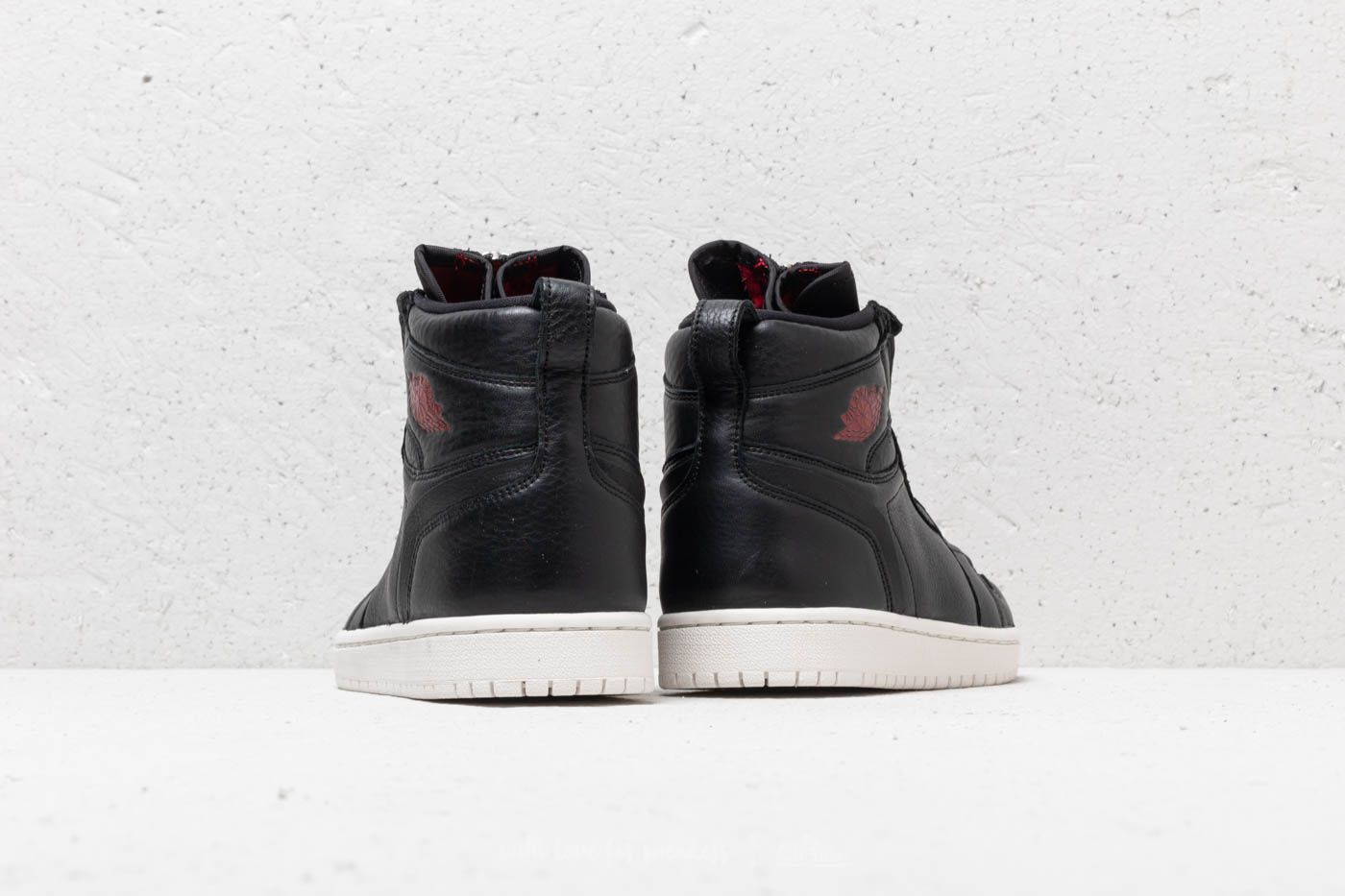 Air jordan 1 high zip premium women's shoe top