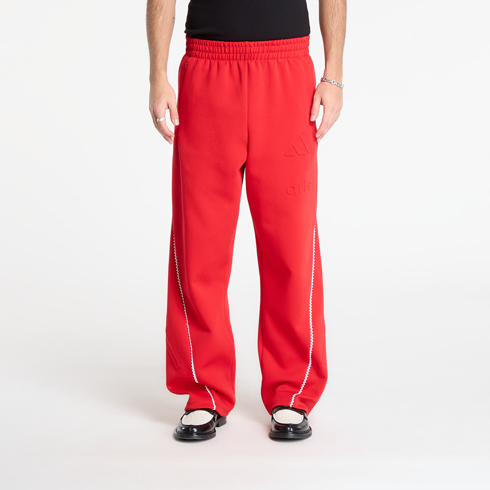 Pantaloni adidas x arte Z.N.E. Trackpant Better Scarlet/ White S