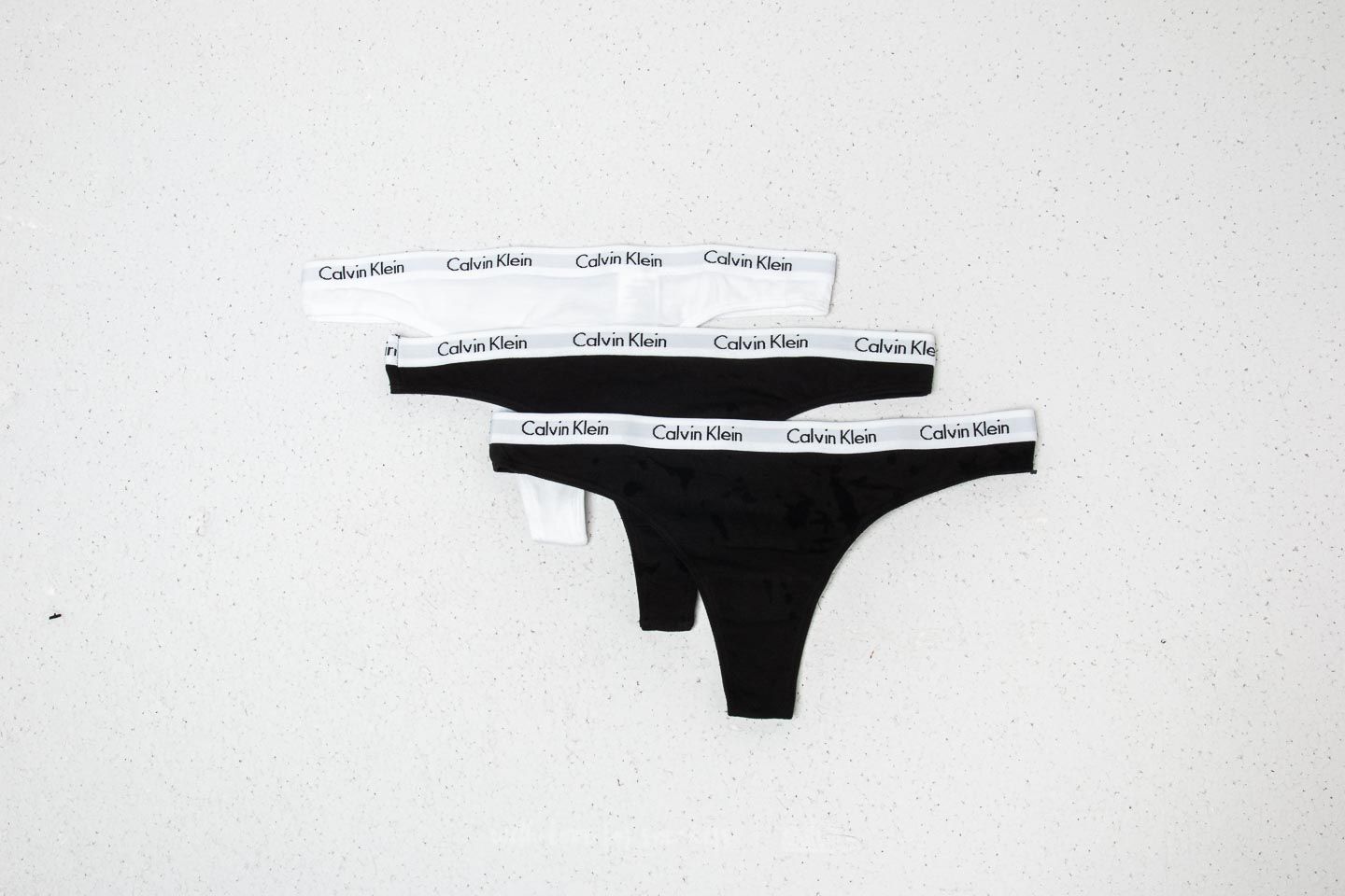 Kalhotky Calvin Klein 3 Pack Thongs Black/ White