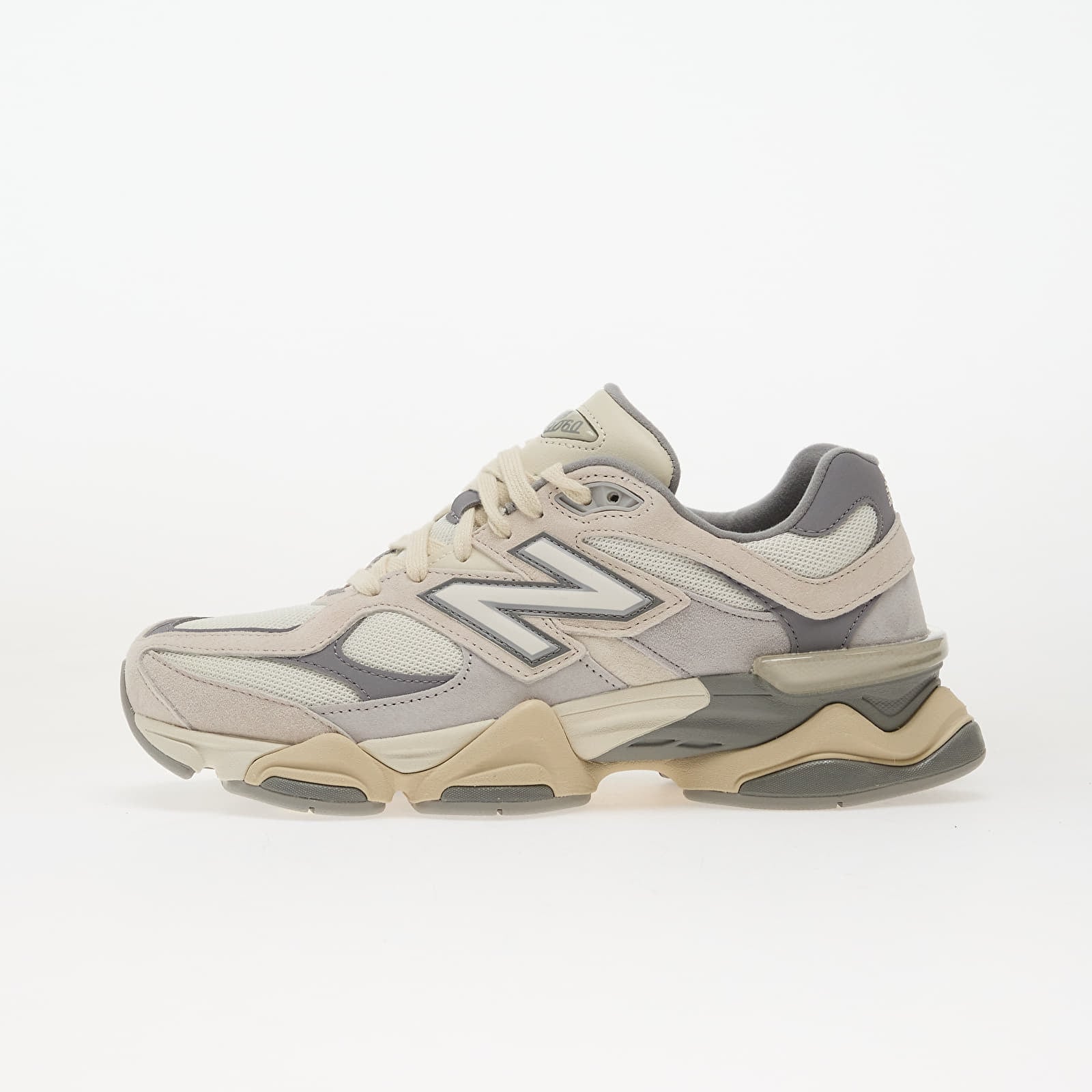 Levně Tenisky New Balance 9060 Beige/ Sea Salt