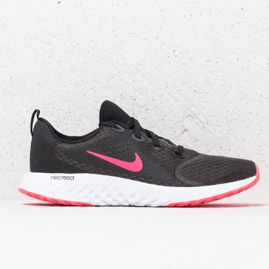 Women's nike legend react black sale