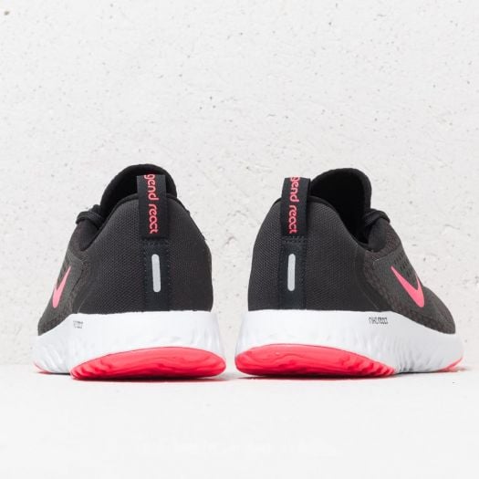 Women's nike legend react cheap