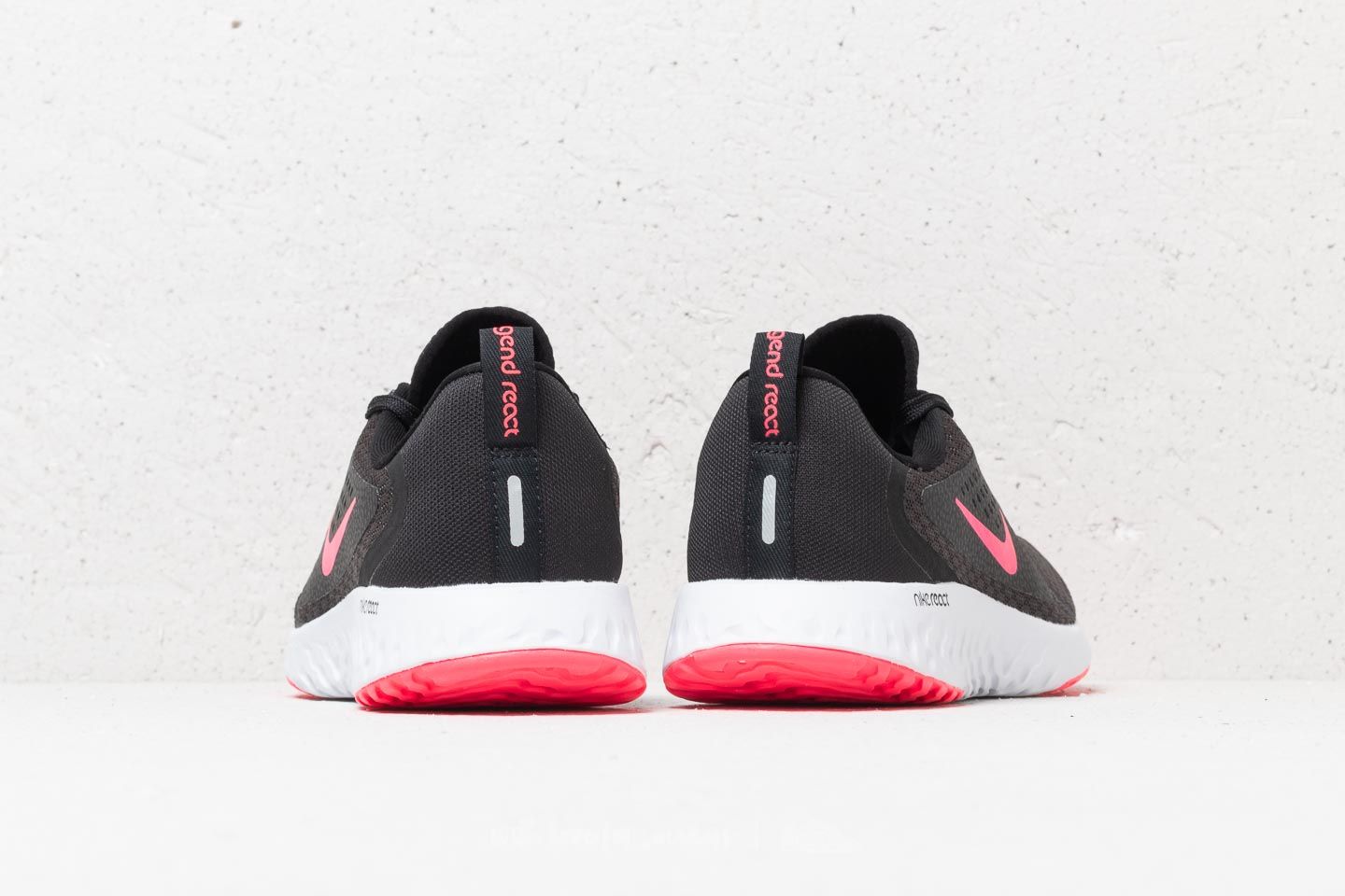 Women's shoes Nike Legend React (GS) Black/ Racer Pink-Anthracite