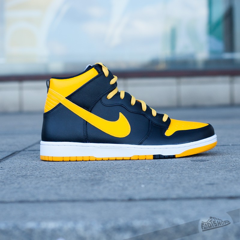 Men's shoes Nike Dunk CMFT University Gold/Black-White