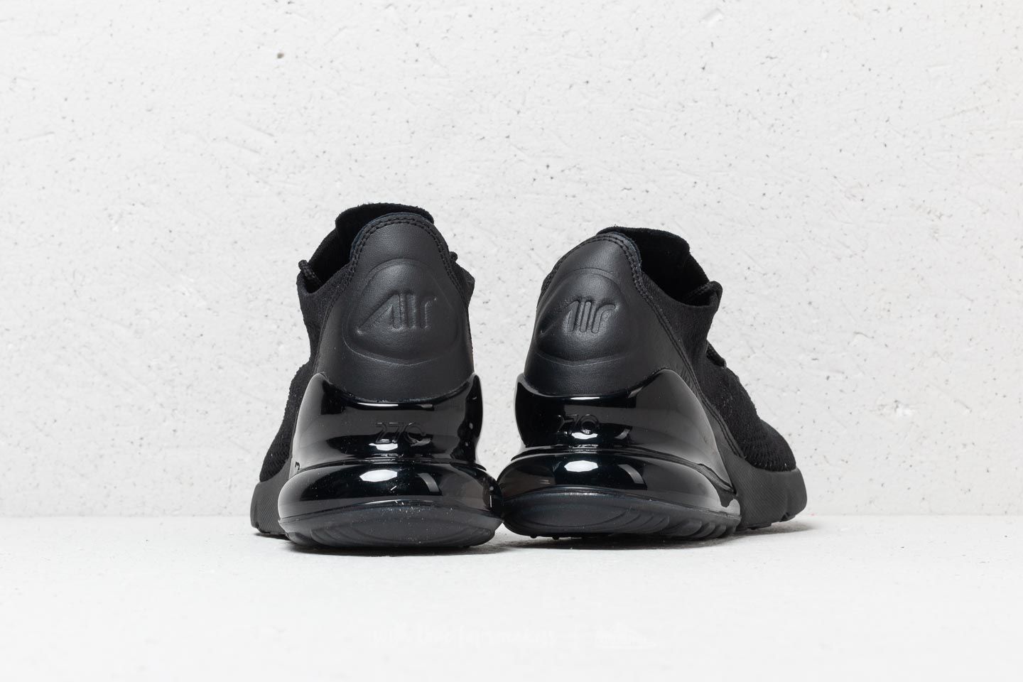 Triple black 270 flyknit store