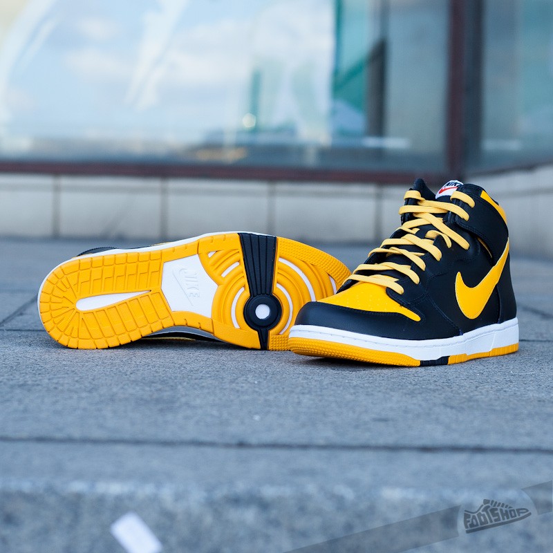 Men's shoes Nike Dunk CMFT University Gold/Black-White