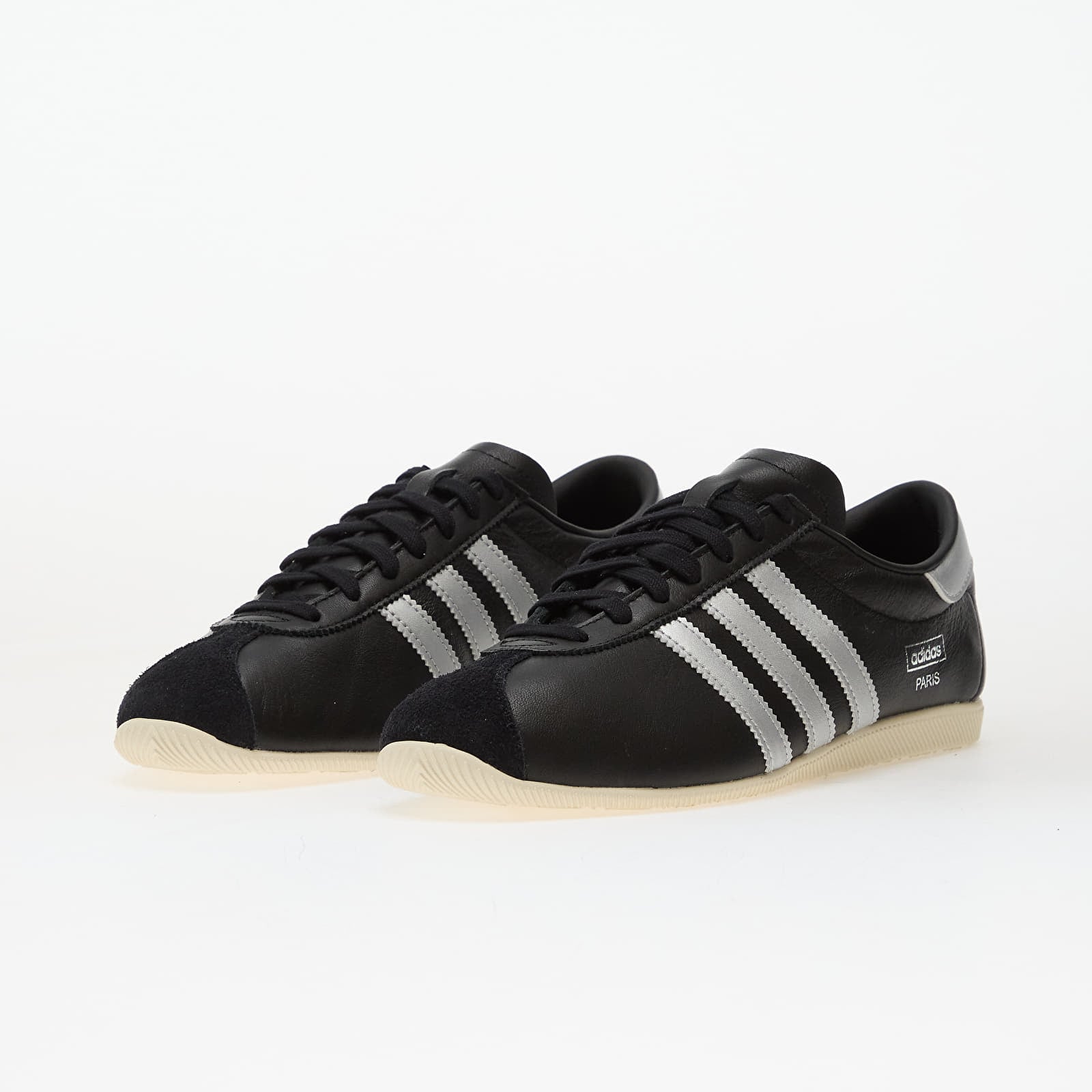 Sko til kvinder adidas Paris W Core Black/ Silver Metallic/ Crew White