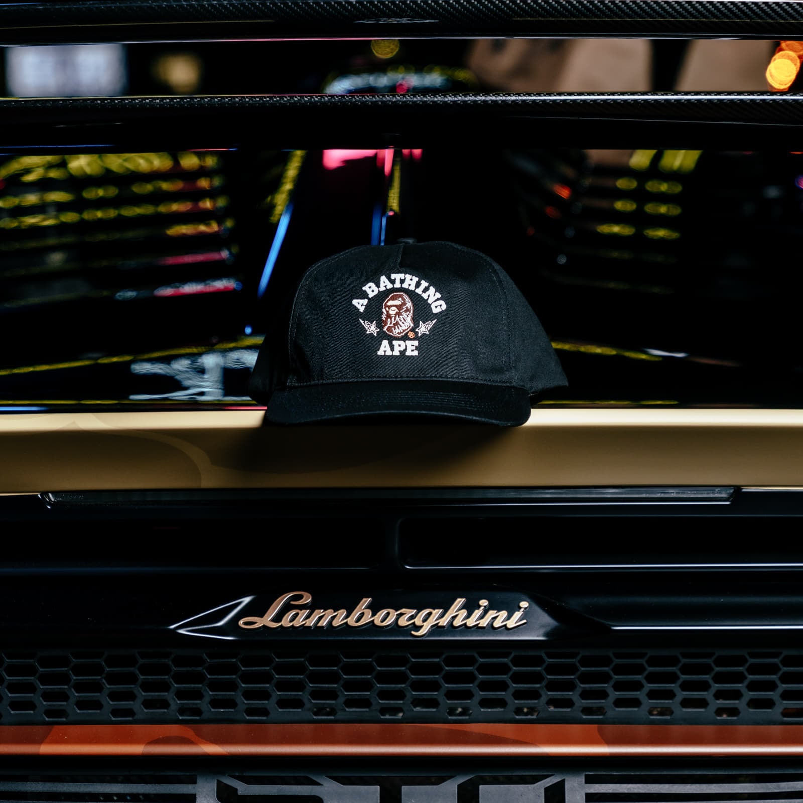 Kepsar BAPE® x FOOTSHOP - Scribble Ape Cap Black