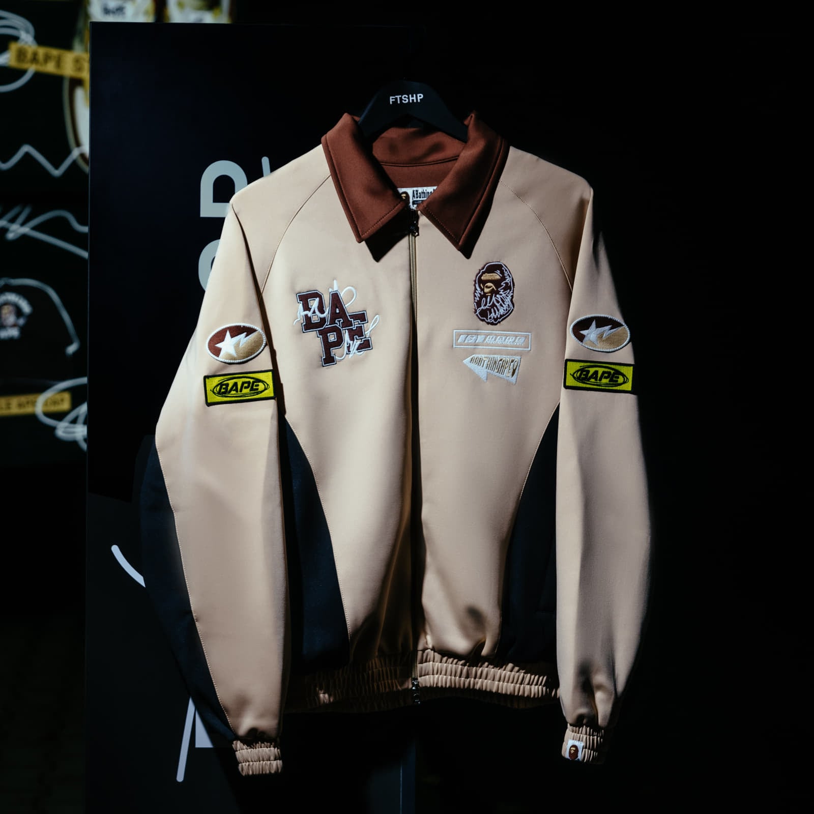 Jackor BAPE® x FOOTSHOP - Track Jacket UNISEX Beige