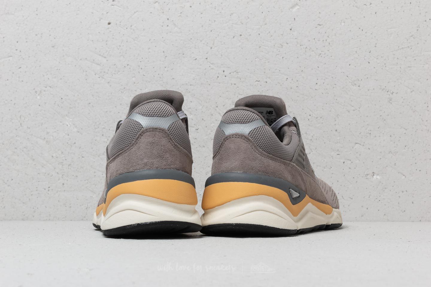 Meeste kingad New Balance X-90 Grey/ White