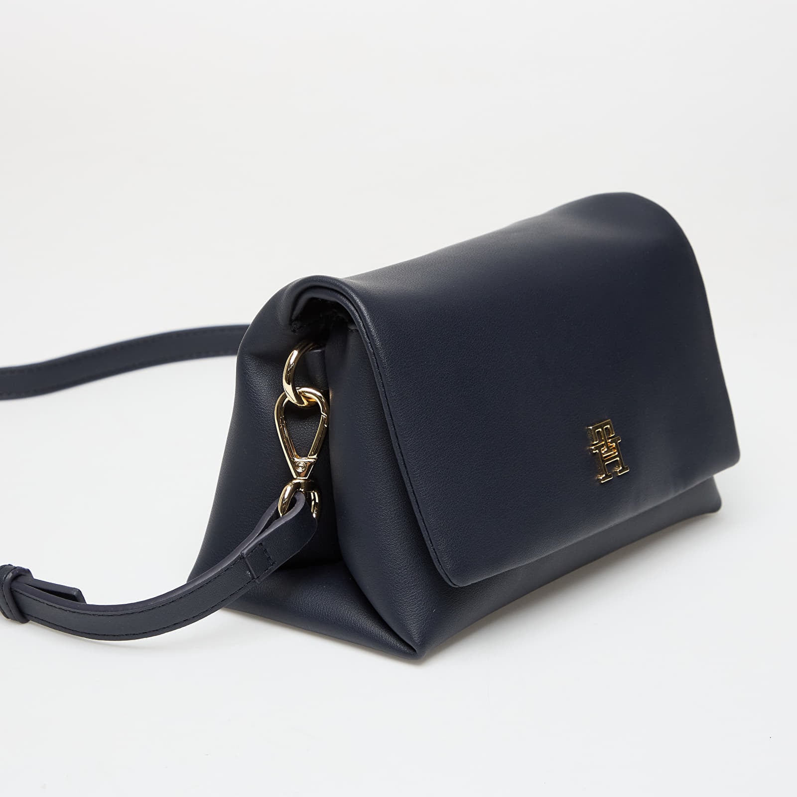 Moške torbice Tommy Hilfiger Th Modern Ess Mini Crossover Space Blue