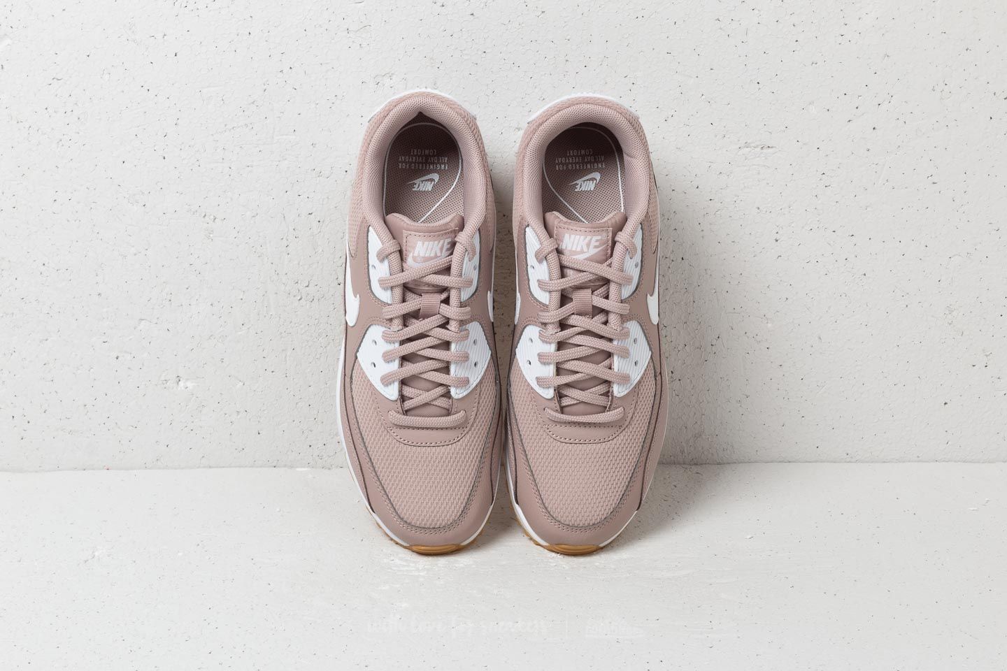 Women s shoes Nike Wmns Air Max 90 Diffused Taupe White Footshop
