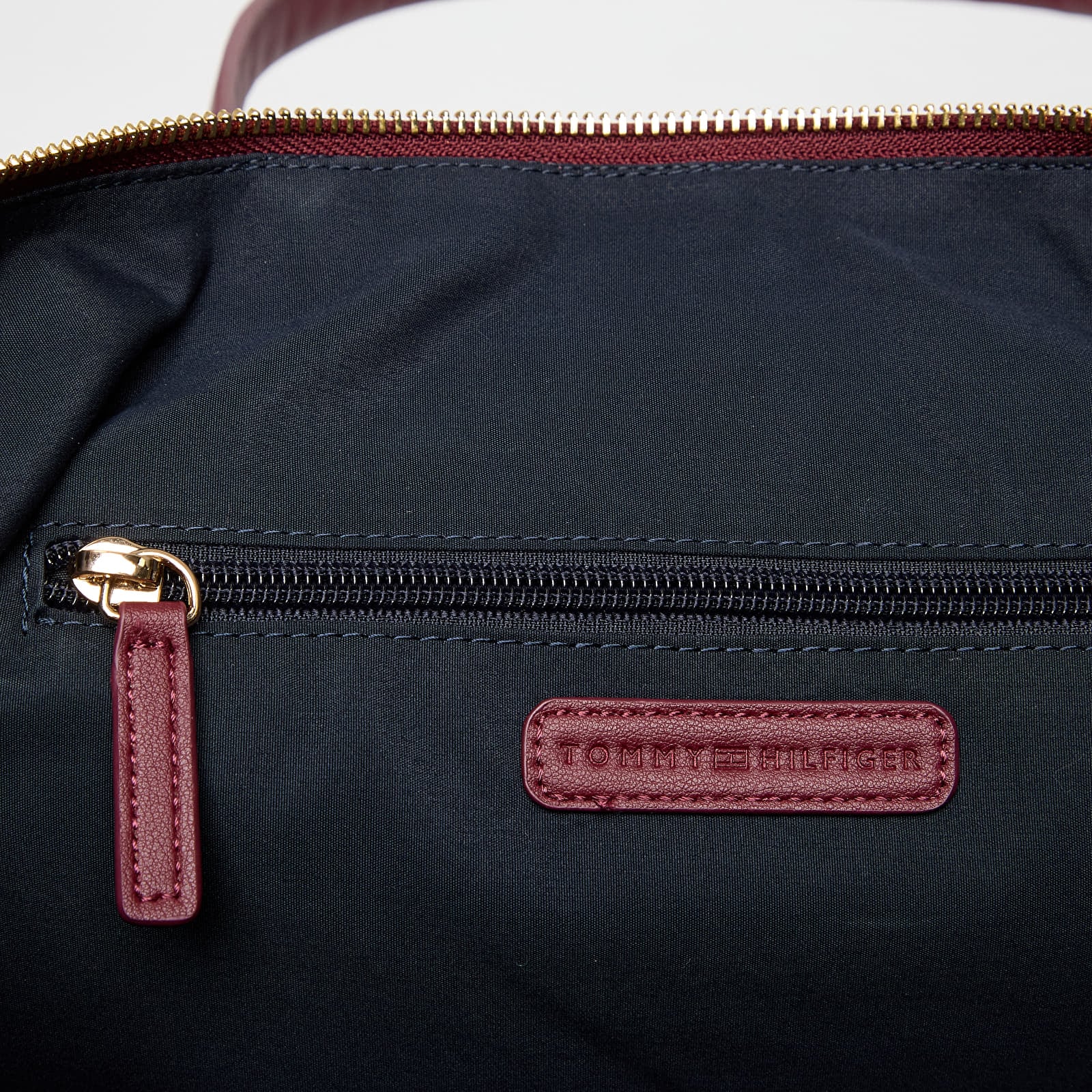 Miesten olkalaukut Tommy Hilfiger Popette Soft Tote Deep Rouge