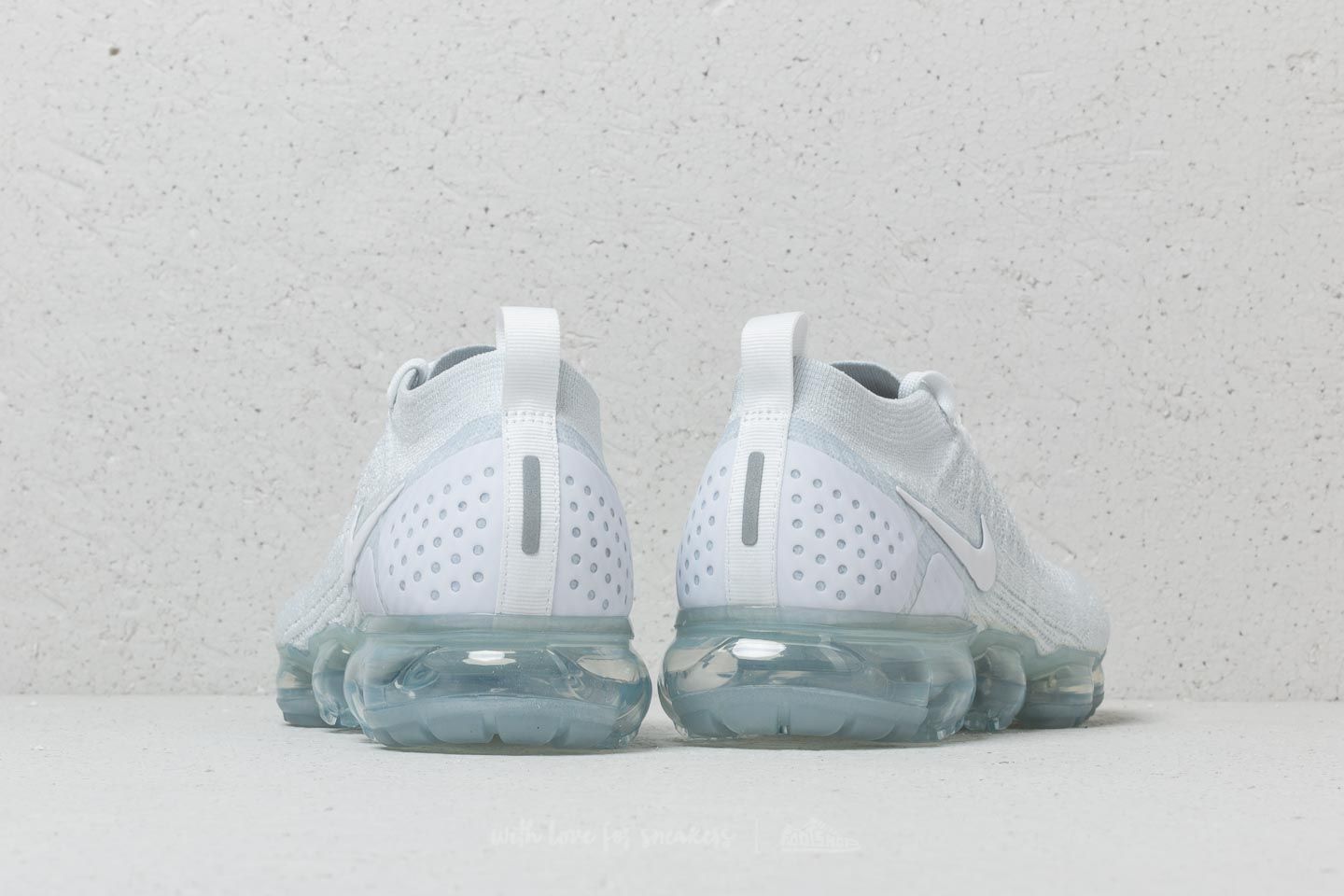 Nike vapormax flyknit 2 white sale