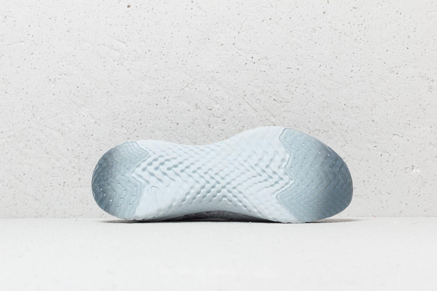 Nike epic discount react sole