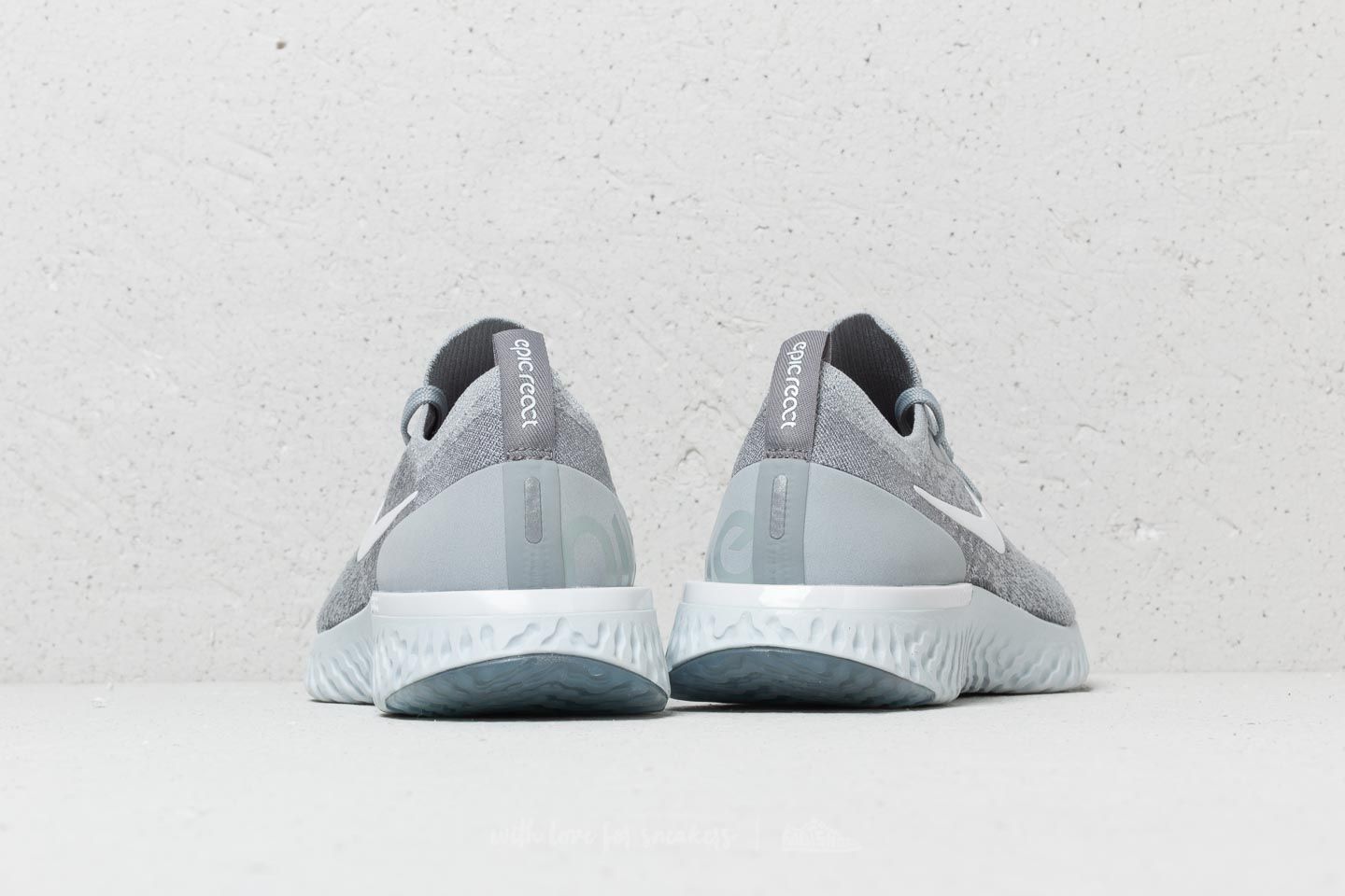 Nike women's epic store react wolf grey