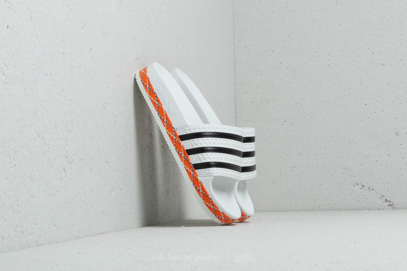 Dámske topánky a tenisky adidas Adilette New Bold W Ftw White/ CORE Black/ Ftw White