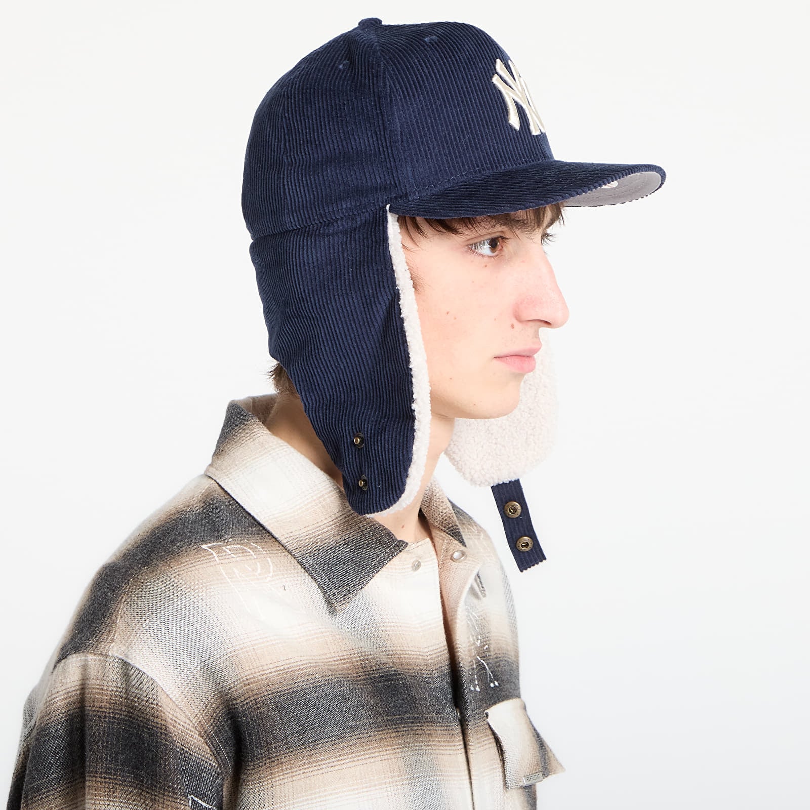 Șepci pentru bărbați New Era 59FIFTY MLB New York Yankees Dogear Cord Navy/ Chrome White