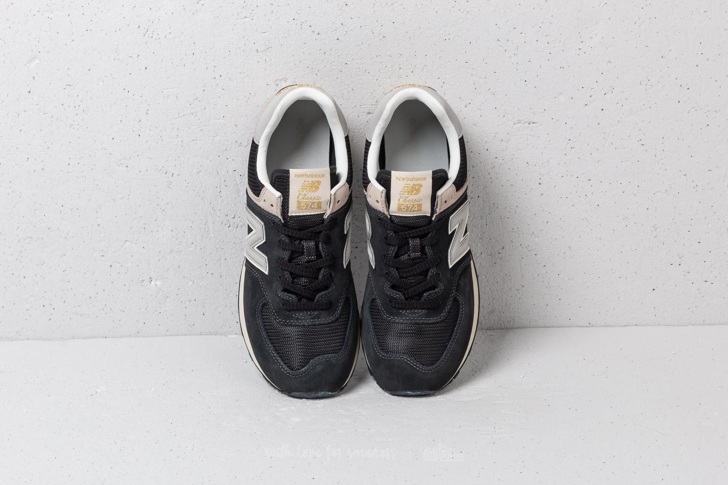 Men s shoes New Balance 574 Black Beige Footshop