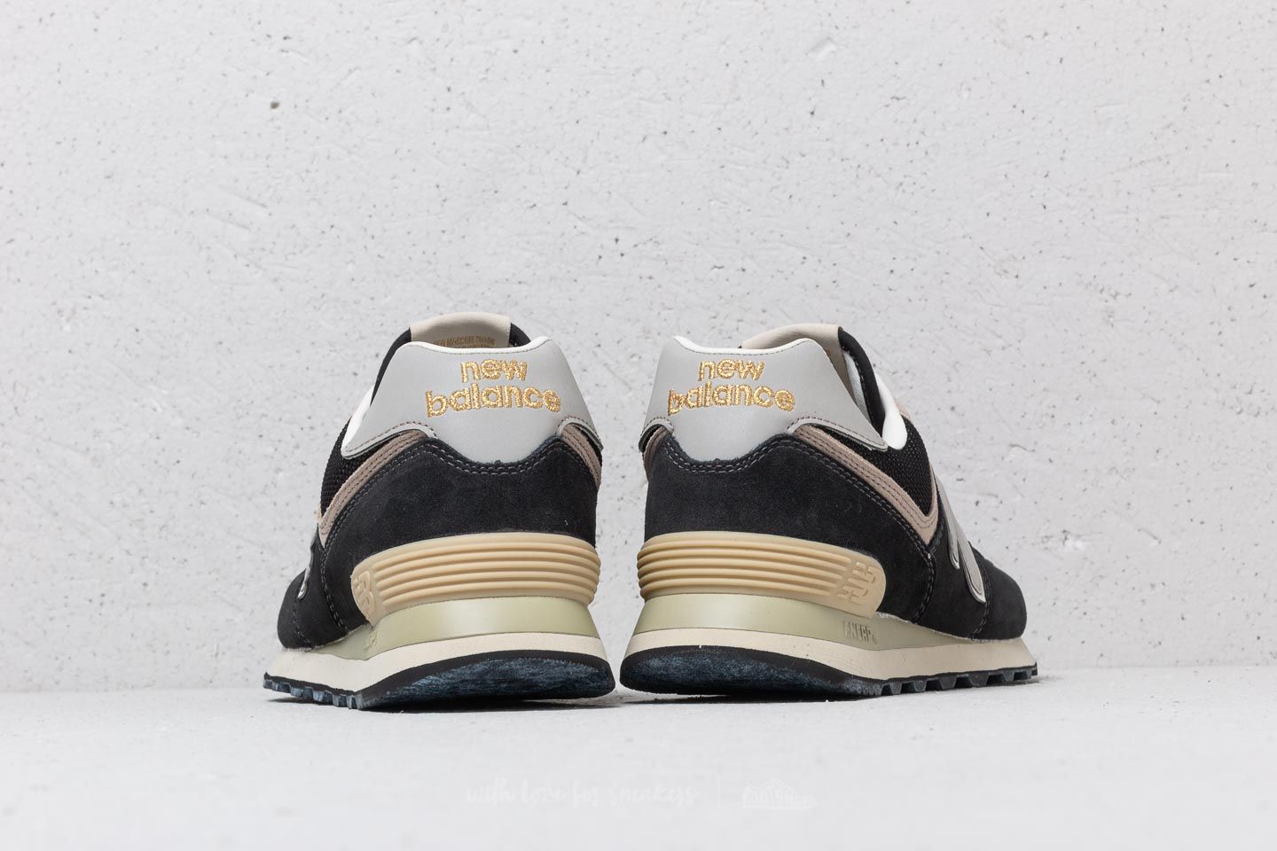 Men s shoes New Balance 574 Black Beige Footshop