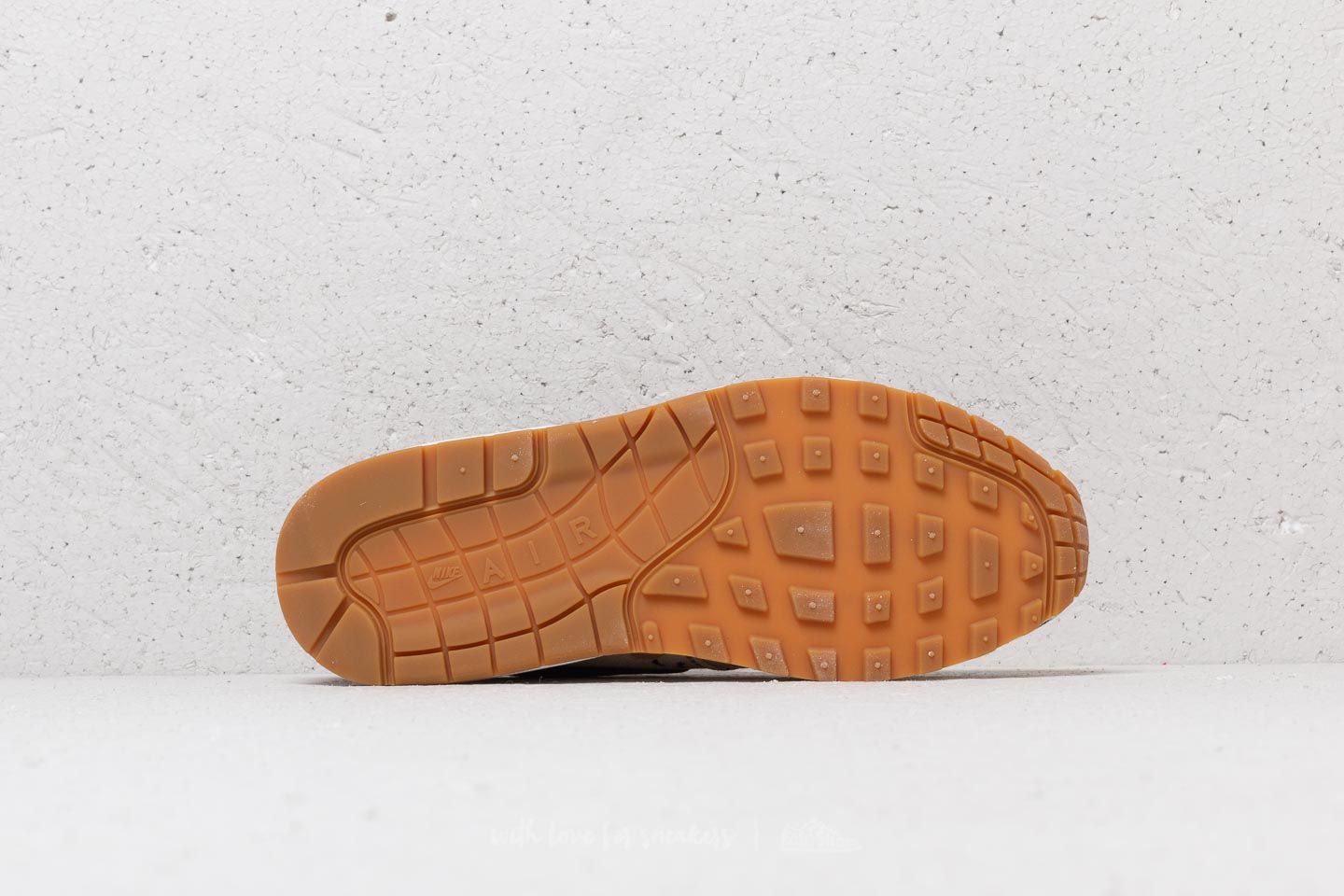 Nike air max 1 premium beach black praline 2025
