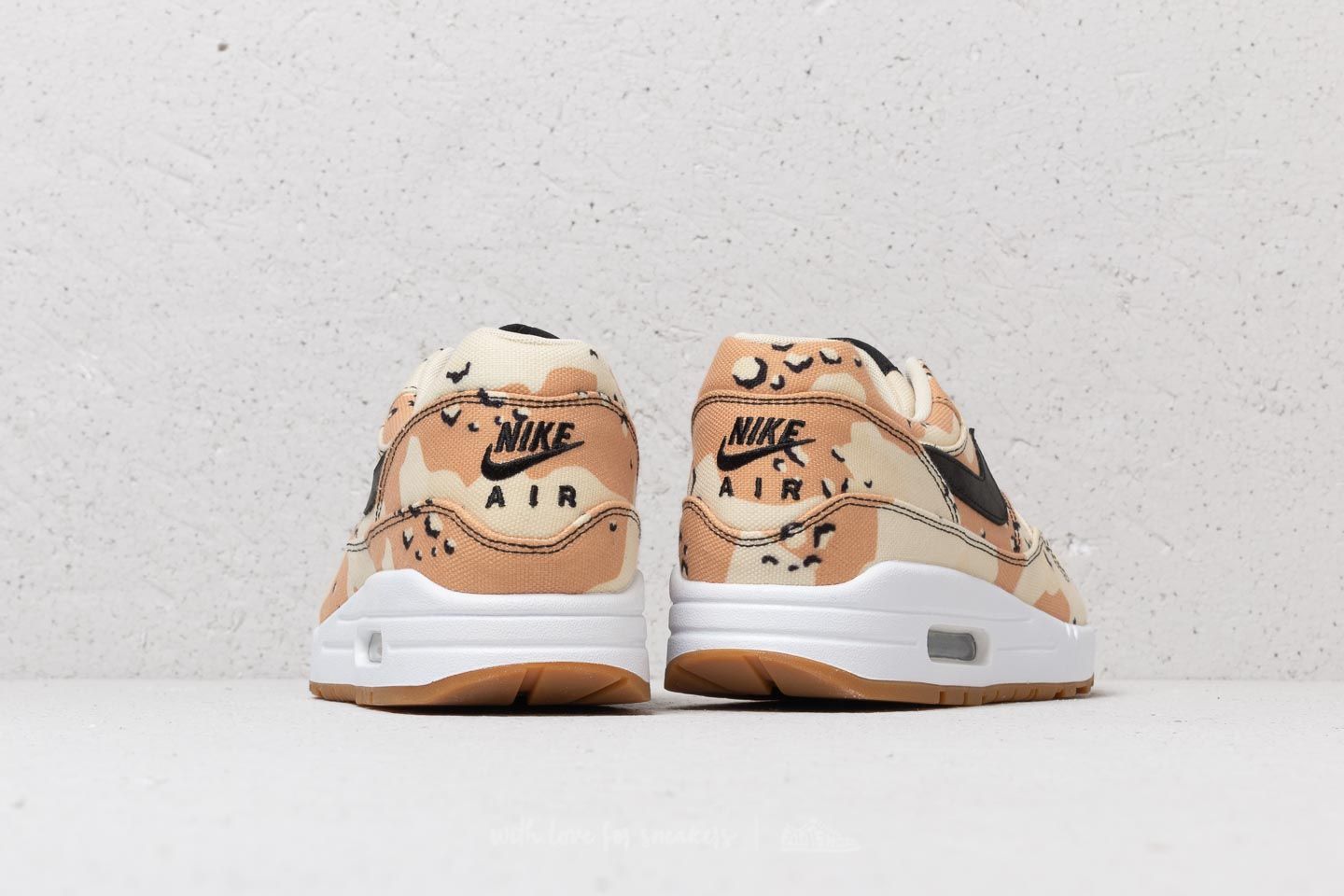 Nike air max 1 premium beach on sale