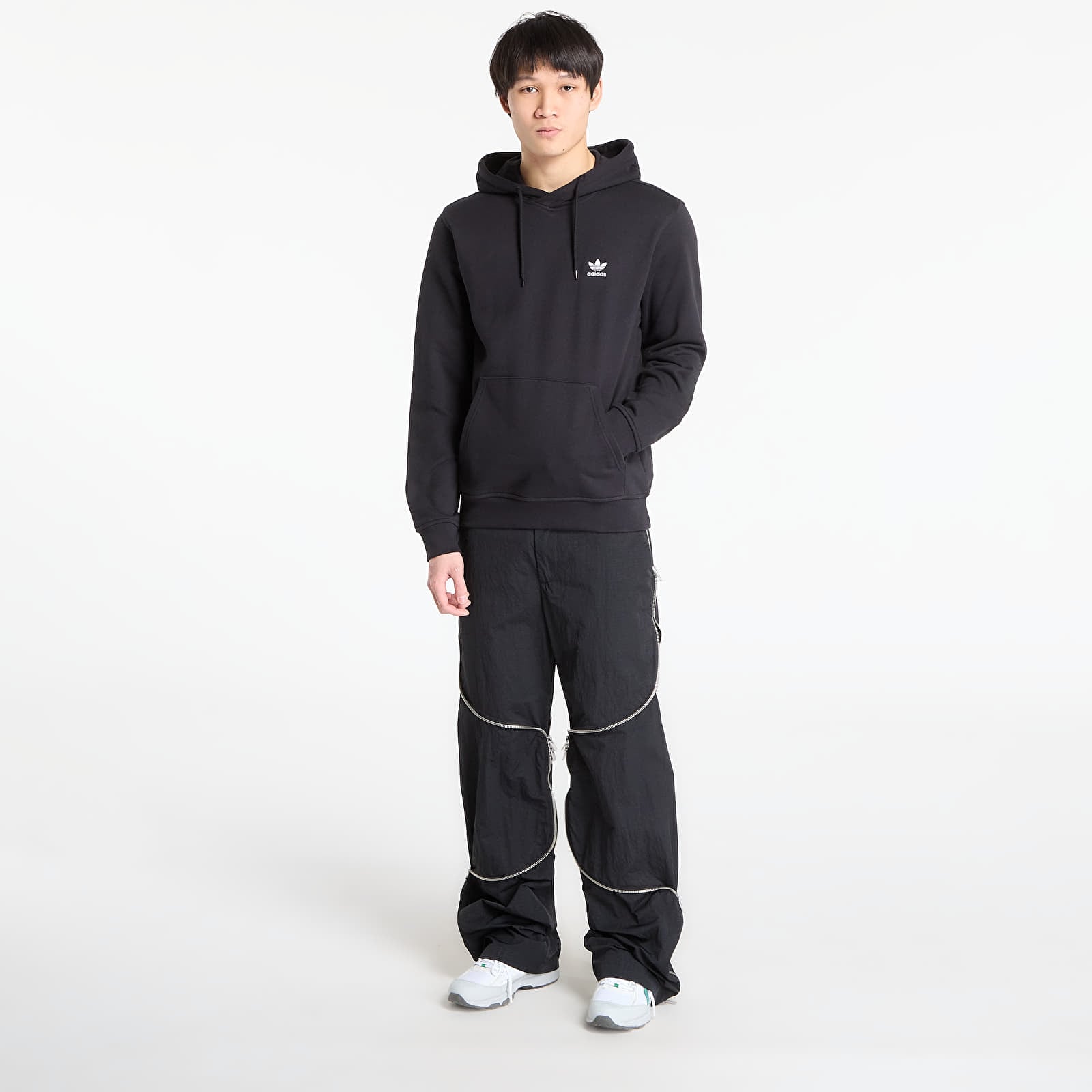 Meeste kapuutsiga dressid adidas Ess Hoodie Ft Black
