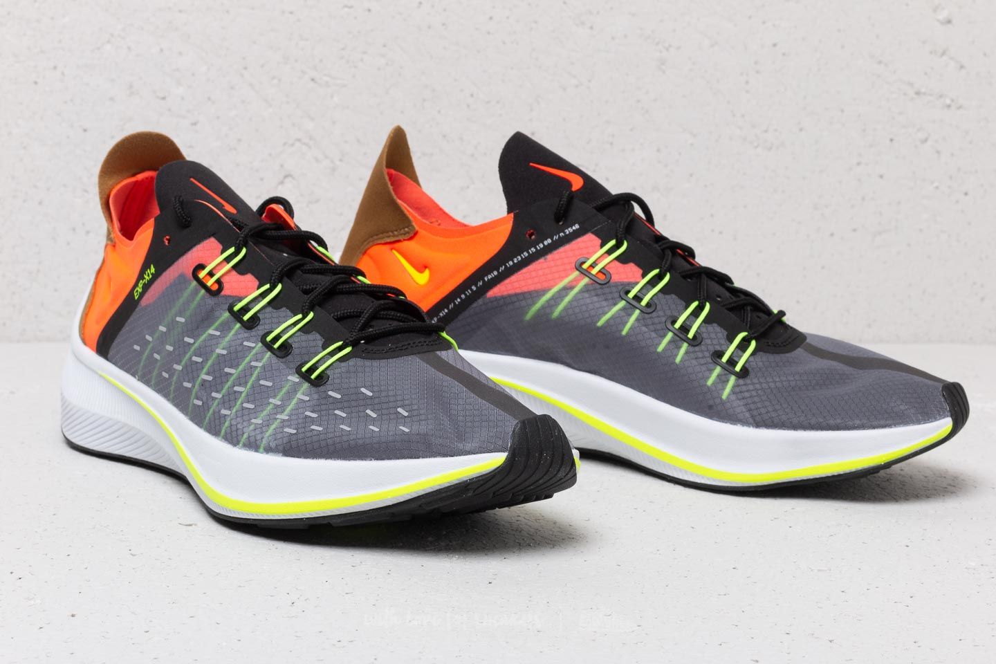 Мъжки кецове и обувки Nike Exp-X14 Black/ Volt-Total Crimson