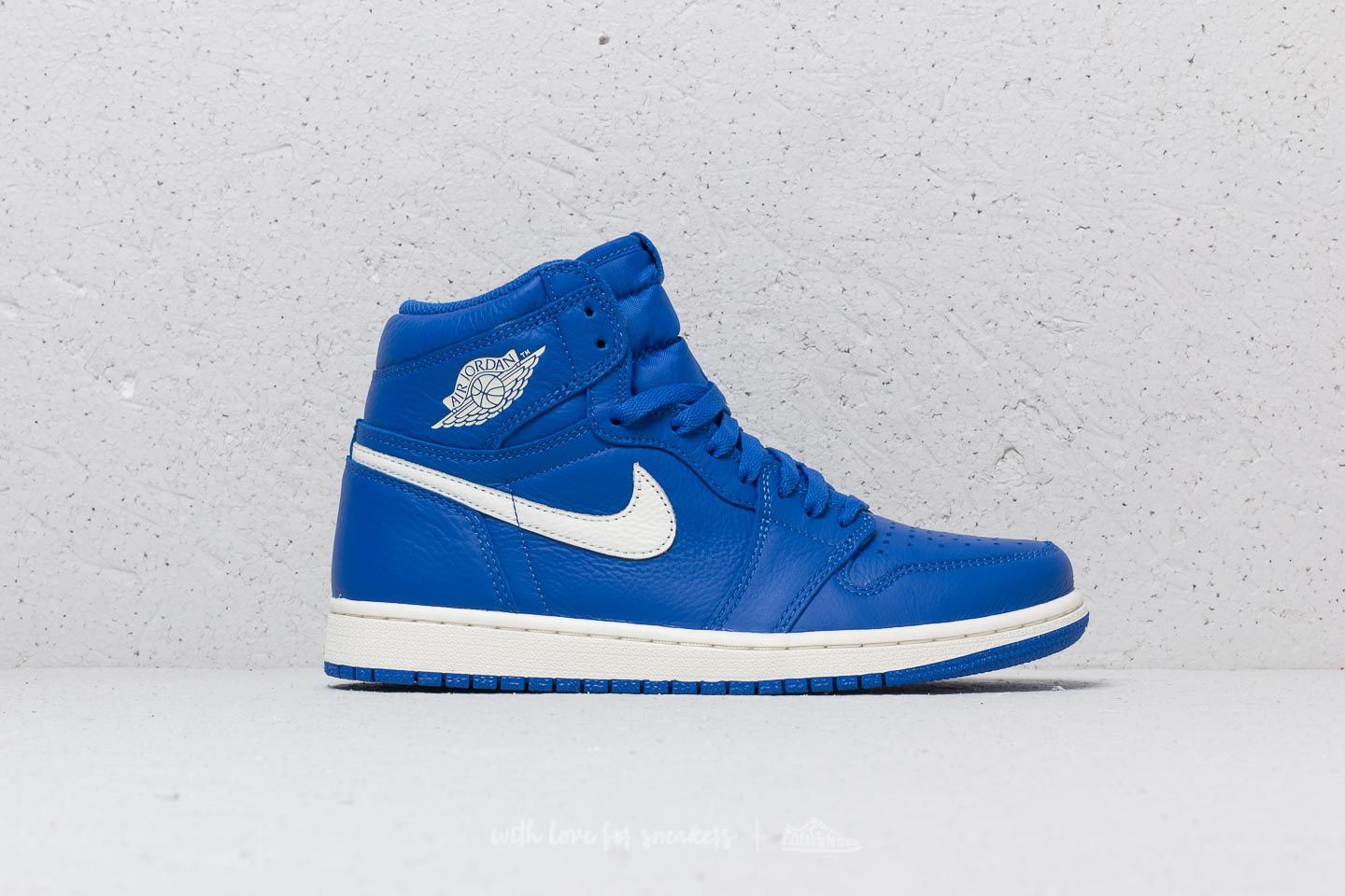 Hyper royal sale sail jordan 1