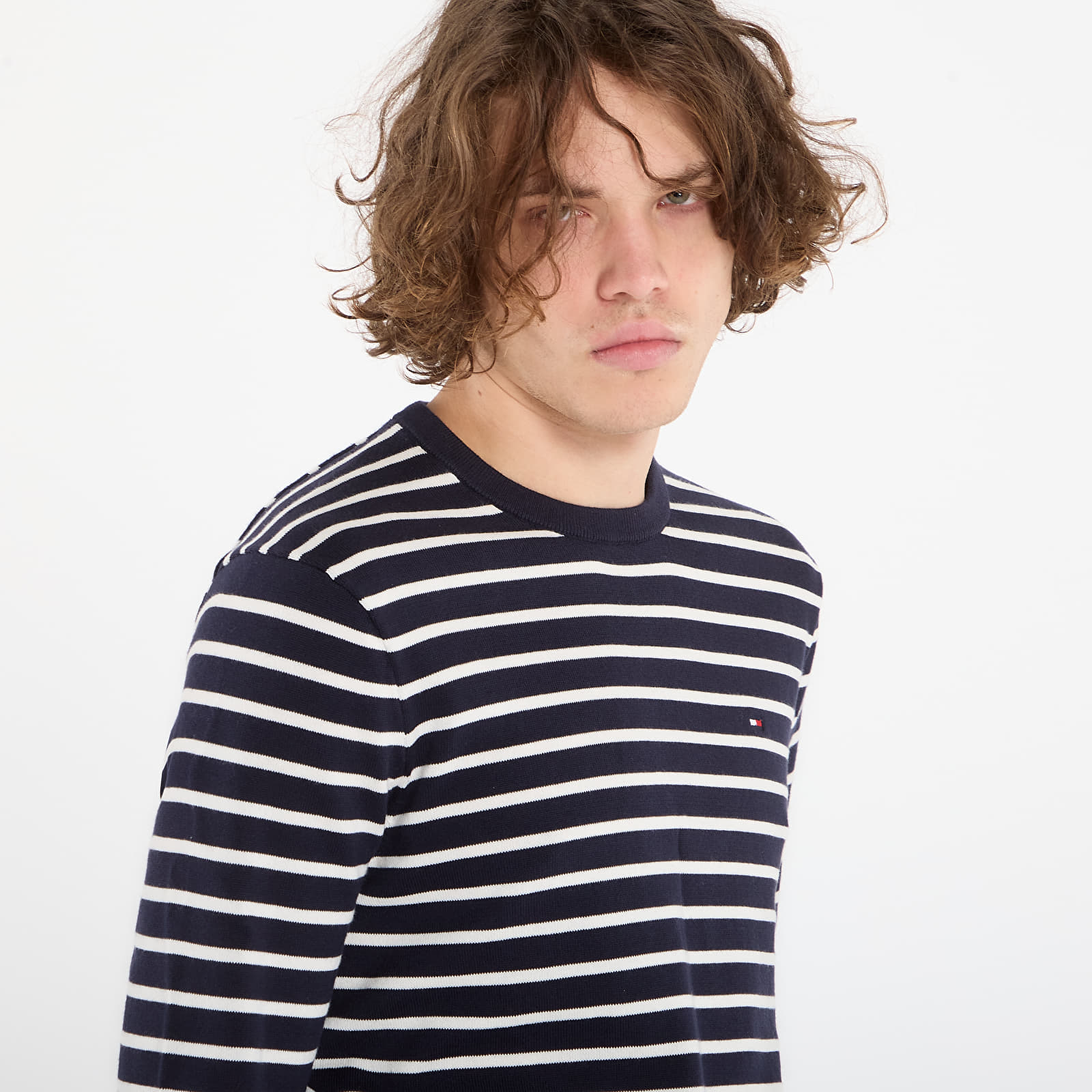 Pullover für Männer Tommy Hilfiger Essential Ssnl Cotton Crew Neck Desert Sky/ Ivory