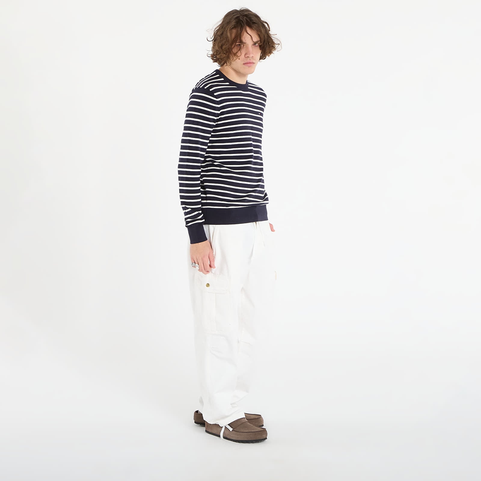 Pullover für Männer Tommy Hilfiger Essential Ssnl Cotton Crew Neck Desert Sky/ Ivory