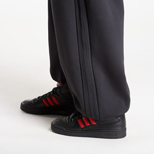 adidas Chavarria Heavyweight Sweatpant Black | Footshop