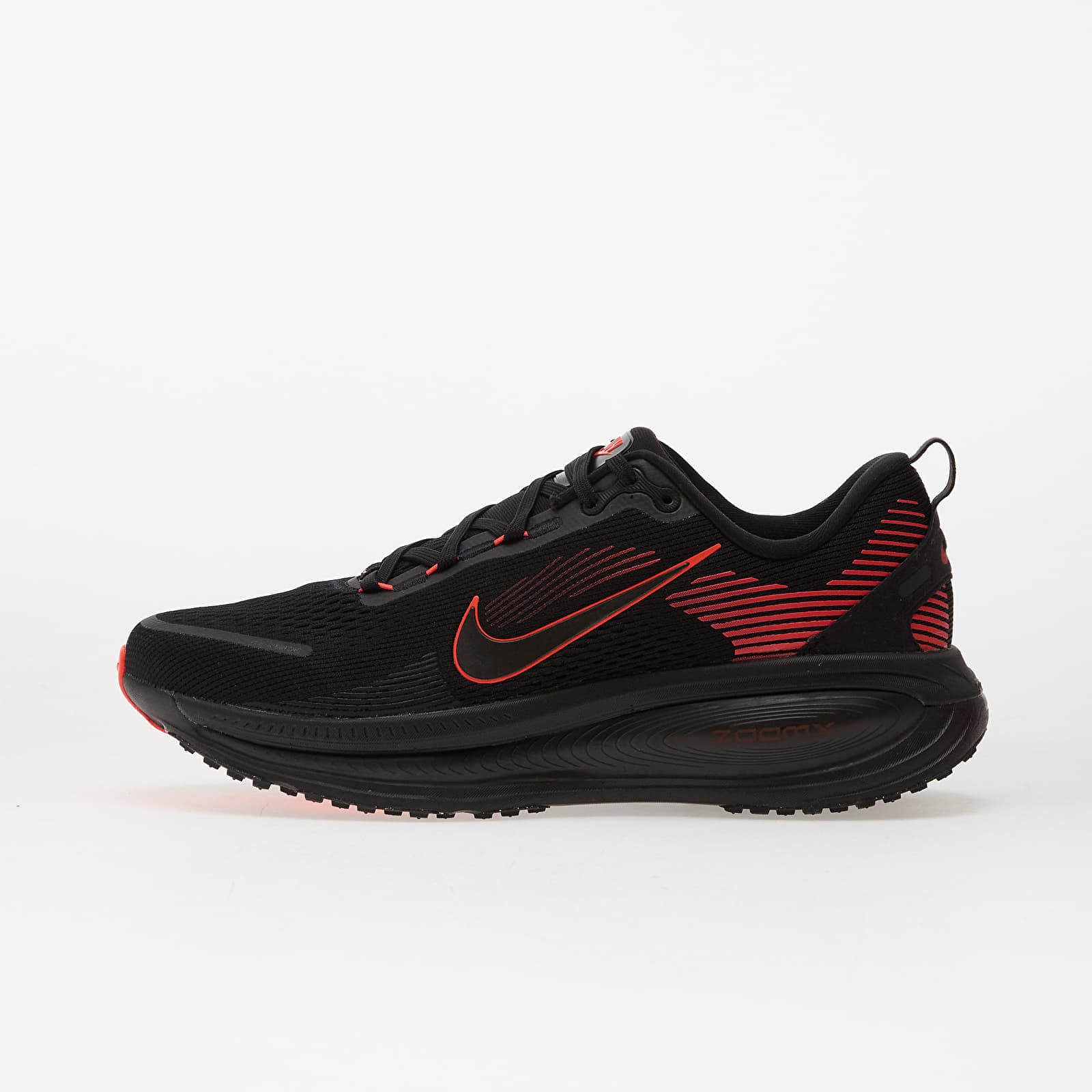 Sneakers Nike Vomero 18 Black/ Black-Bright Crimson-Anthracite EUR 47