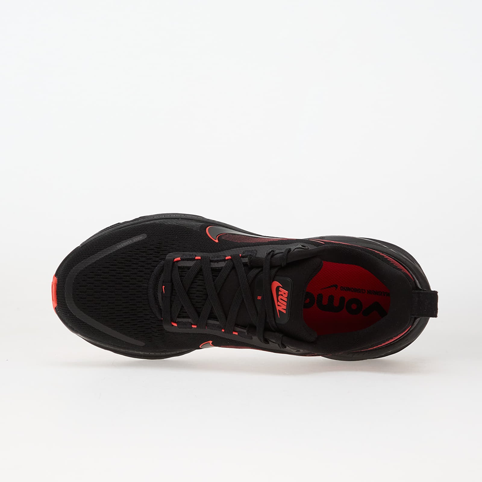 Skor för män Nike Vomero 18 Black/ Black-Bright Crimson-Anthracite