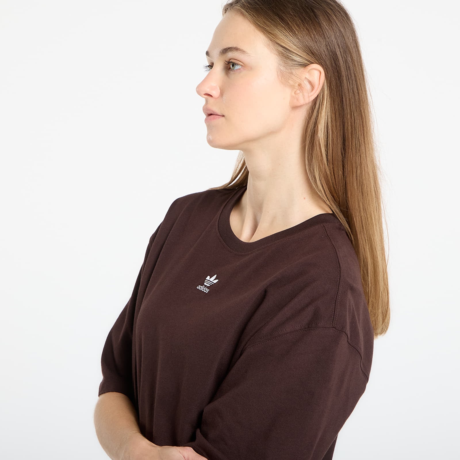 T-shirts adidas Ess Boyfr Tee Auco